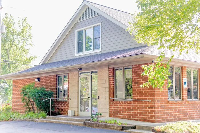 Broadway Veterinary Hospital Picture 5