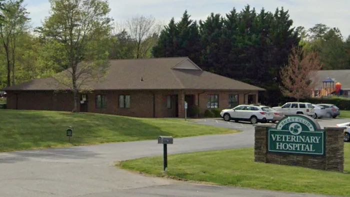 Skeet Club Veterinary Hospital Picture 9