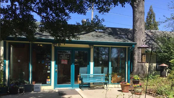 Deep River Veterinary Hospital Picture 2
