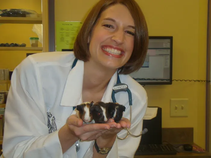 Leonatti Stacey DVM Picture 3
