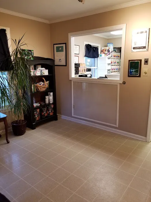 TotalBond Veterinary Hospital at Davidson Picture 5