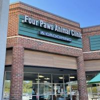 Four Paws Animal Clinic ico