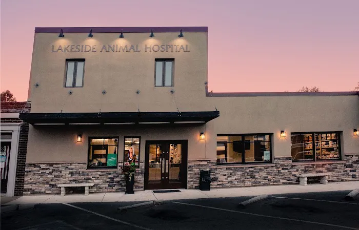 Lakeside Animal Hospital Picture 1
