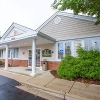Breton Veterinary Hospital ico