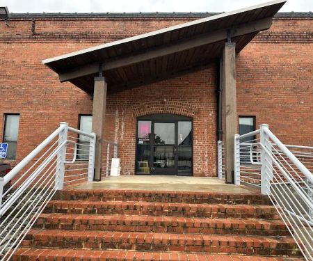 Helping Hands Veterinary Surgery and Dentistry of Virginia