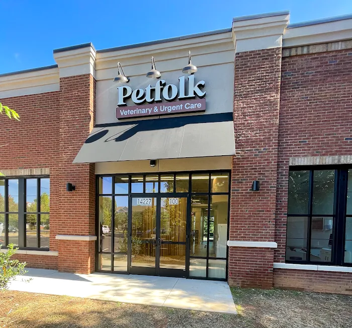 Petfolk Veterinary & Urgent Care - Huntersville Picture 9