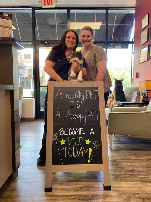 Powers Veterinary Hospital Picture 1