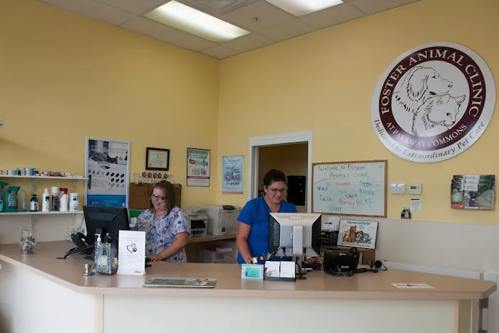 Foster Animal Clinic at Parkway Commons Picture 7