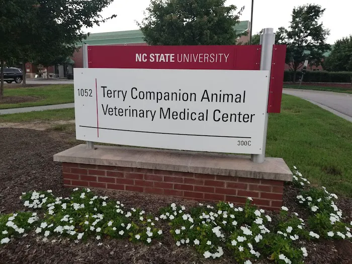 Terry Companion Animal Veterinarian Medical Clinic Picture 4