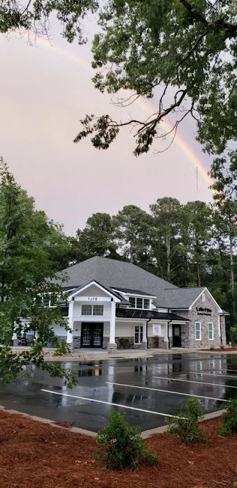 Lake Pine Animal Hospital Picture 4