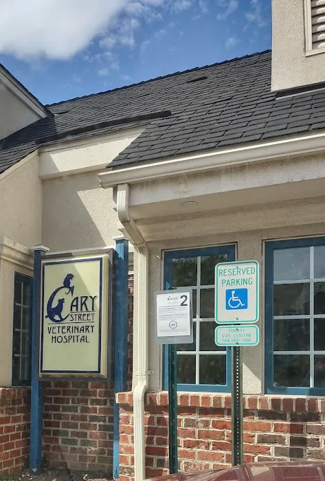 Cary Street Veterinary Hospital Picture 3