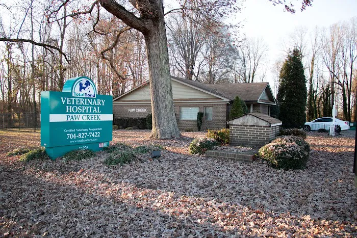 TotalBond Veterinary Hospital at Paw Creek Picture 3