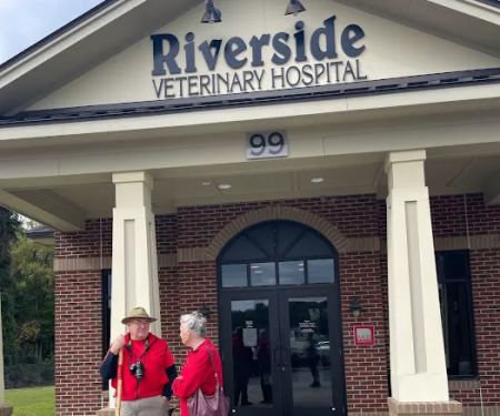 Riverside Veterinary Hospital: Meachem Chandra DVM