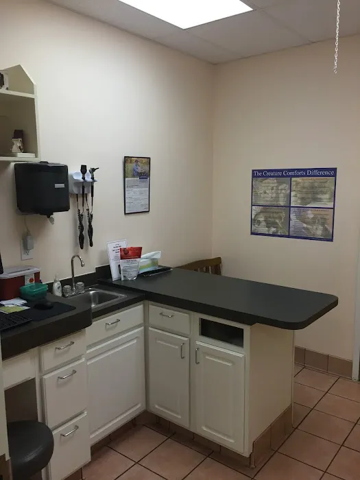 Gentle Care Animal Hospital at Ten Ten Picture 2