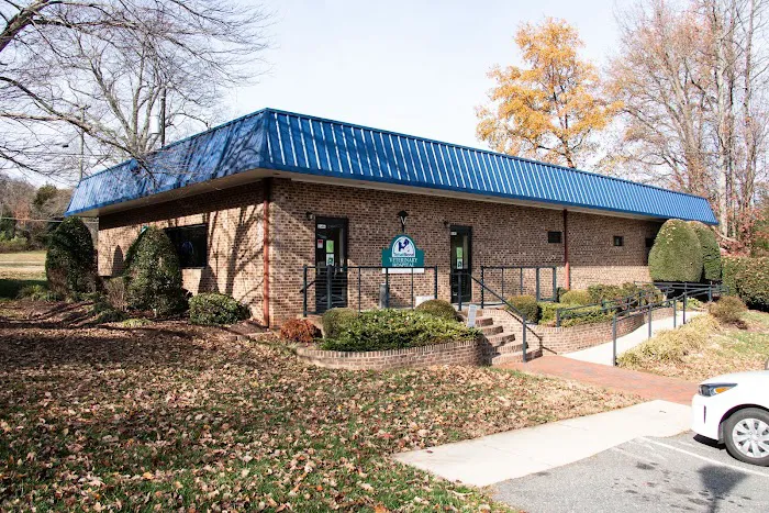 TotalBond Veterinary Hospital at Forestbrook Picture 7