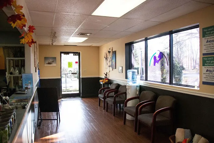 TotalBond Veterinary Hospital at Forestbrook Picture 5