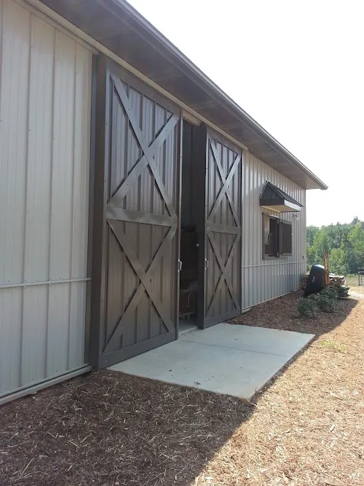Tryon Equine Hospital Picture 1