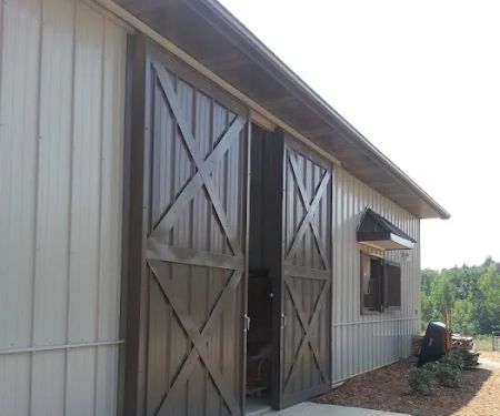 Tryon Equine Hospital
