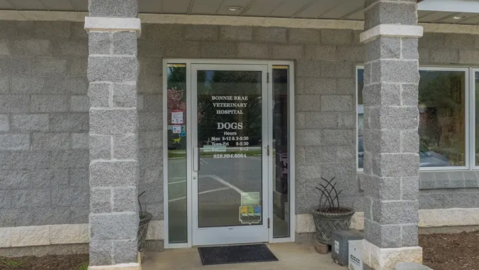 Bonnie Brae Veterinary Hospital Picture 10