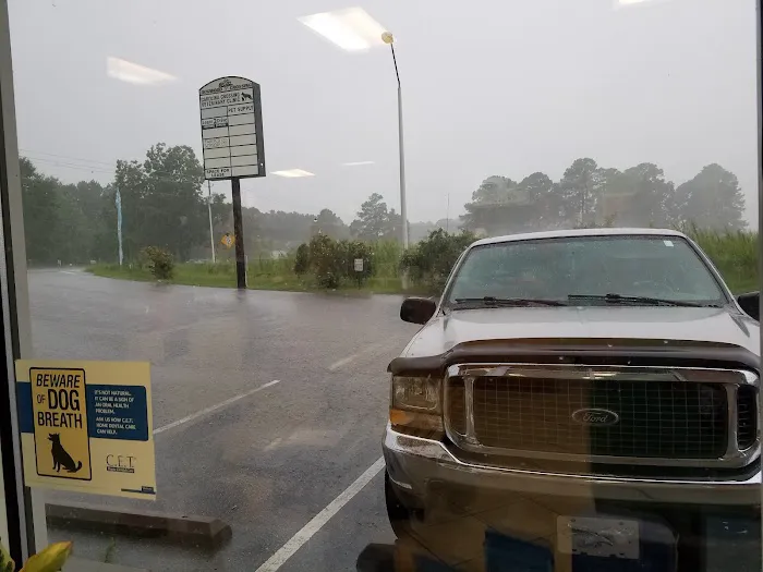 Carolina Crossing Veterinary Clinic Picture 1