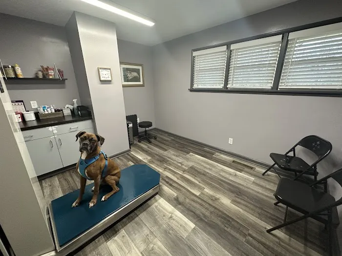 THE Grove City Veterinary Hospital Picture 1