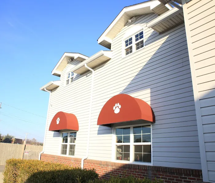 Worthington Woods Animal Care Center Picture 3