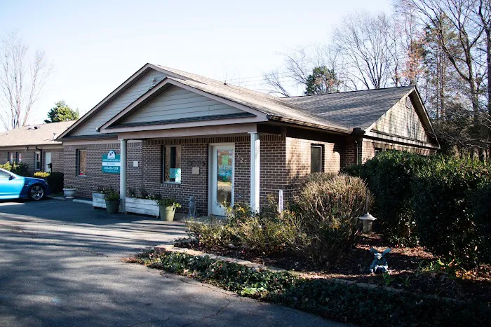 TotalBond Veterinary Hospital at Bethel Picture 8