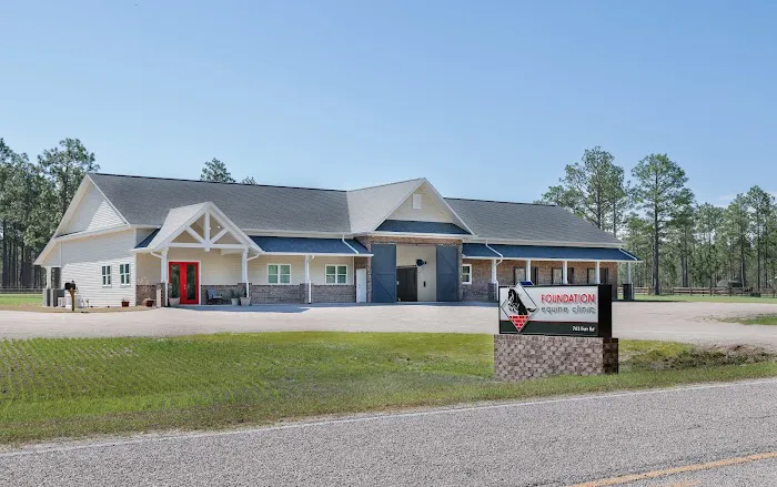 Foundation Equine Clinic Picture 8