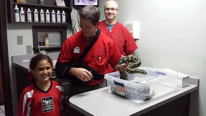 Myres Animal Hospital Picture 2