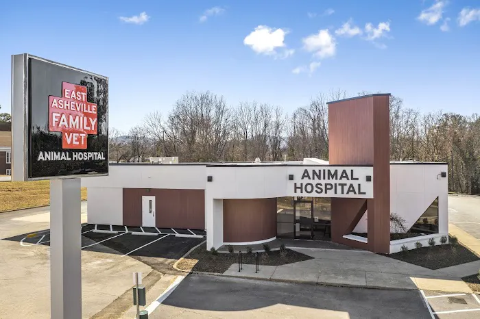 East Asheville Family Vet Picture 3