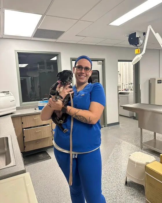East Asheville Family Vet Picture 10