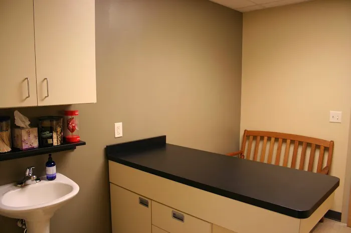 White Oak Veterinary Hospital Picture 9