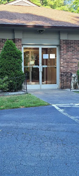 Western Carolina Veterinary Surgery Picture 8