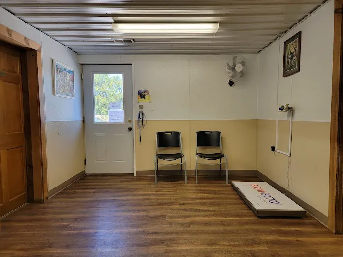 Brown County Veterinary Services Picture 4