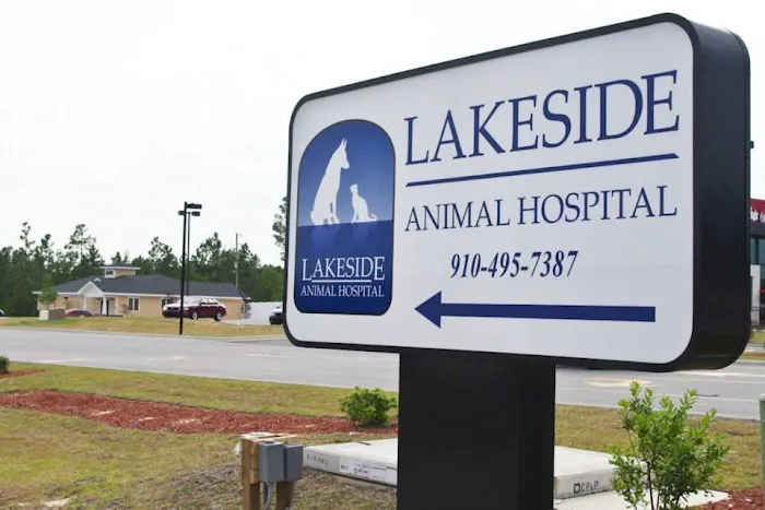 Lakeside Animal Hospital Picture 1