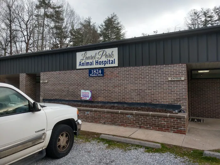 Laurel Park Animal Hospital Picture 3