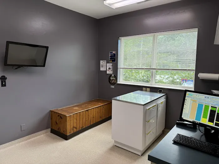 Lake Pointe Veterinary Hospital Picture 1
