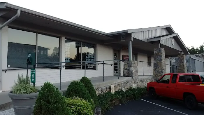 Animal Hospital of Waynesville Picture 1