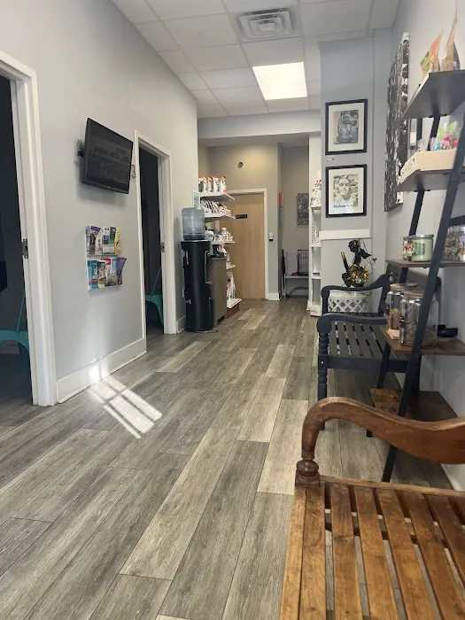 Avenue Animal Wellness + Emergency Picture 1