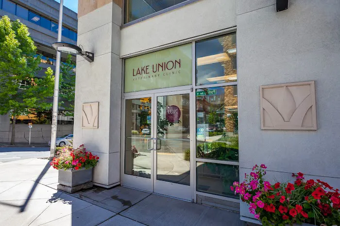 Lake Union Veterinary Clinic Picture 6