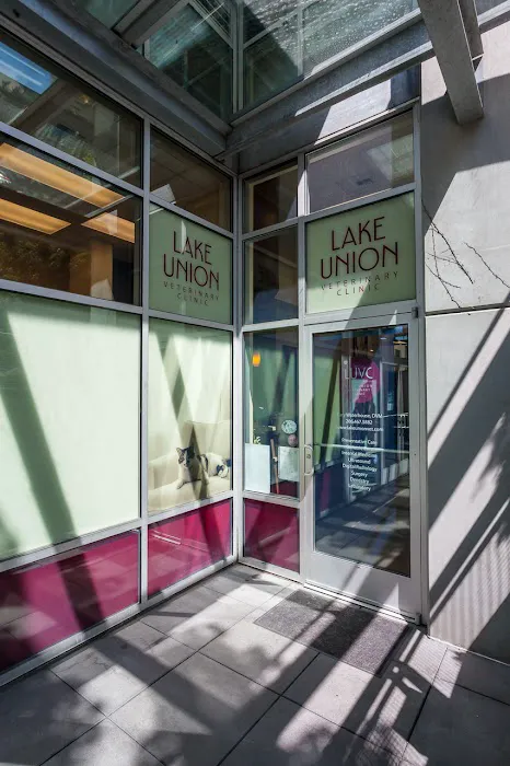 Lake Union Veterinary Clinic Picture 9