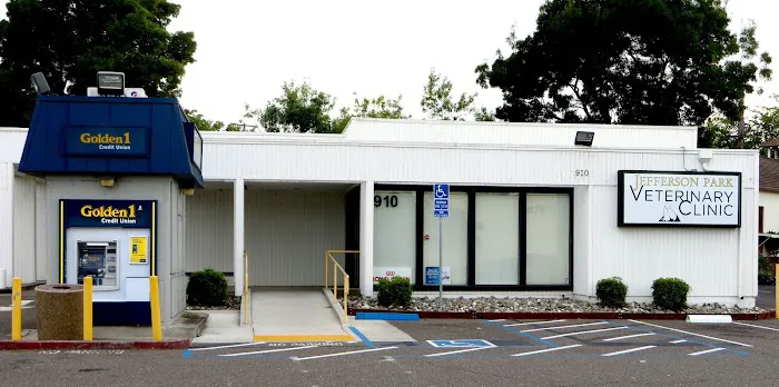 Jefferson Park Veterinary Clinic Picture 3