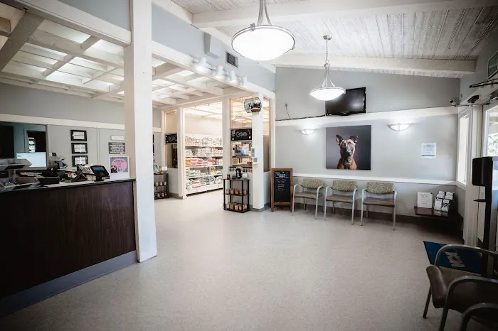VCA Crocker Animal Hospital Picture 5