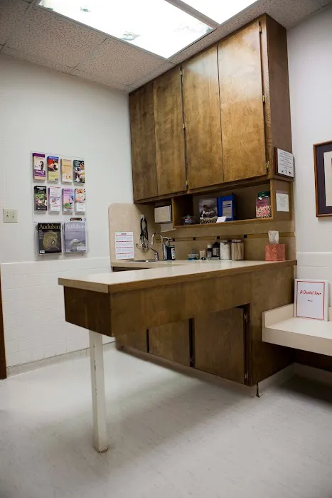 Crossroads Animal Clinic Picture 8