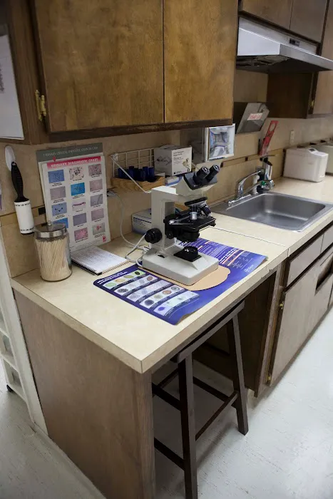 Crossroads Animal Clinic Picture 7