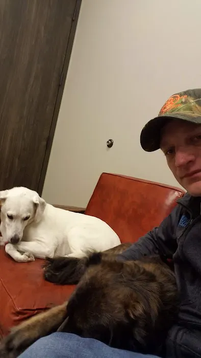 Arlington Veterinary Center Picture 8