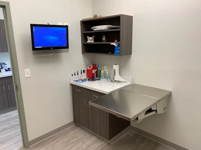 Heineke Veterinary Hospital Picture 3