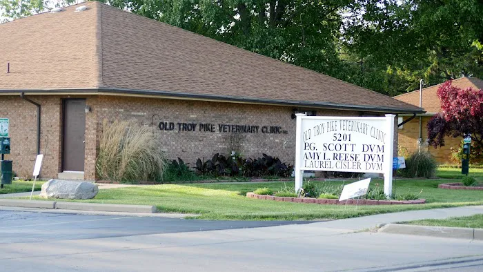 Old Troy Pike Veterinary Clinic Picture 1