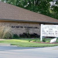 Old Troy Pike Veterinary Clinic ico