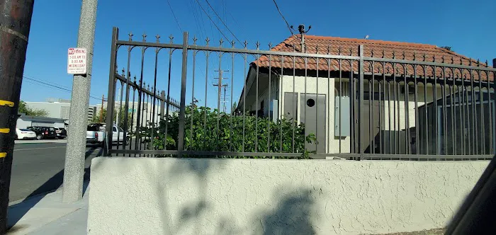 Primary Care Animal Hospital - Bixby Knolls Picture 9